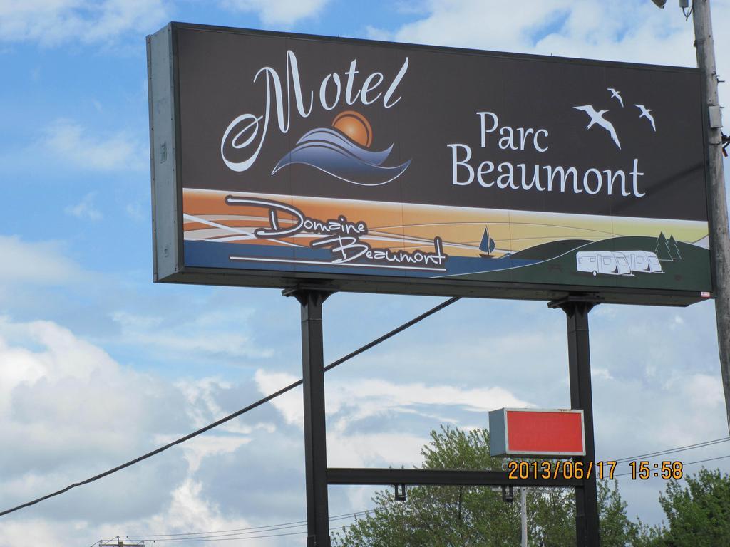 Motel Parc Beaumont Inc. Exteriör bild