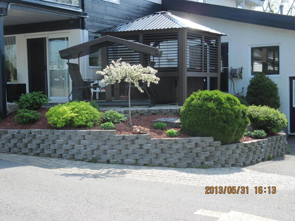 Motel Parc Beaumont Inc. Exteriör bild